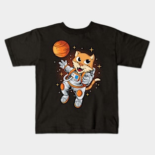 Astronaut cat with galaxy in hand Kids T-Shirt